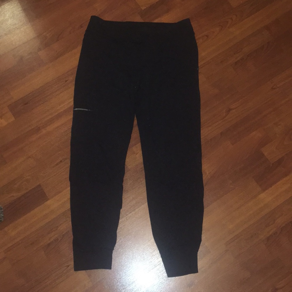 Athleta black pants